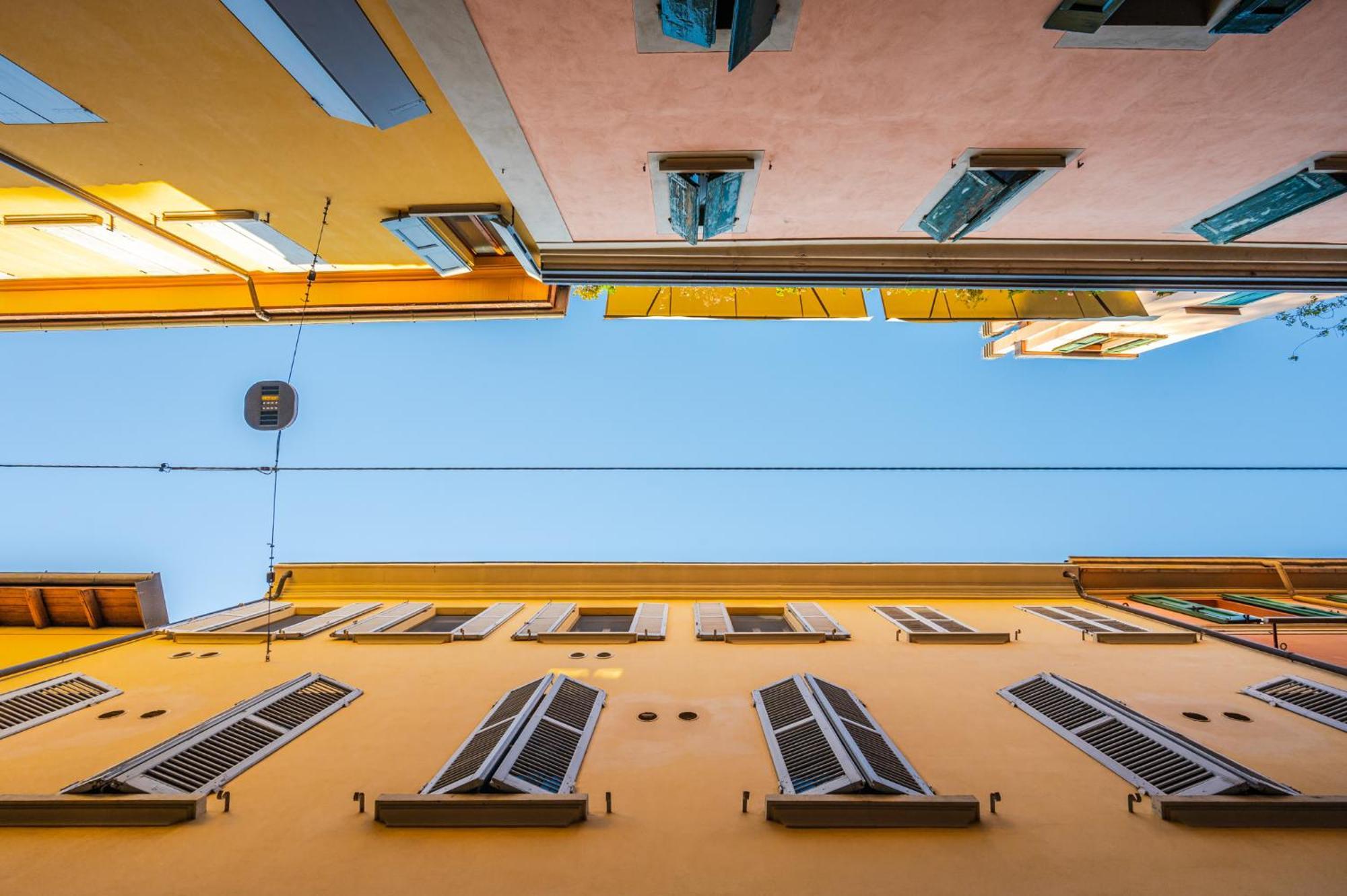 Апартаменты Sui Tetti Di Bologna Centro, Casa Dei Colori Экстерьер фото